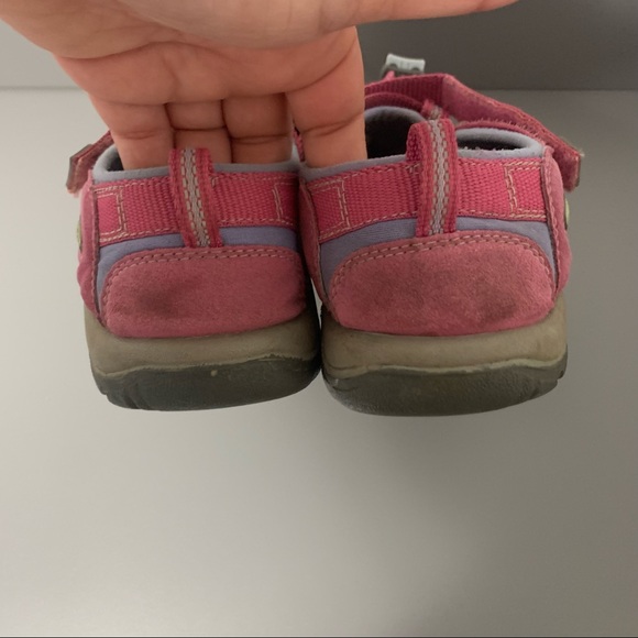 Keen Slip On Hiking Walking Shoes Size 5 - Picture 6 of 7